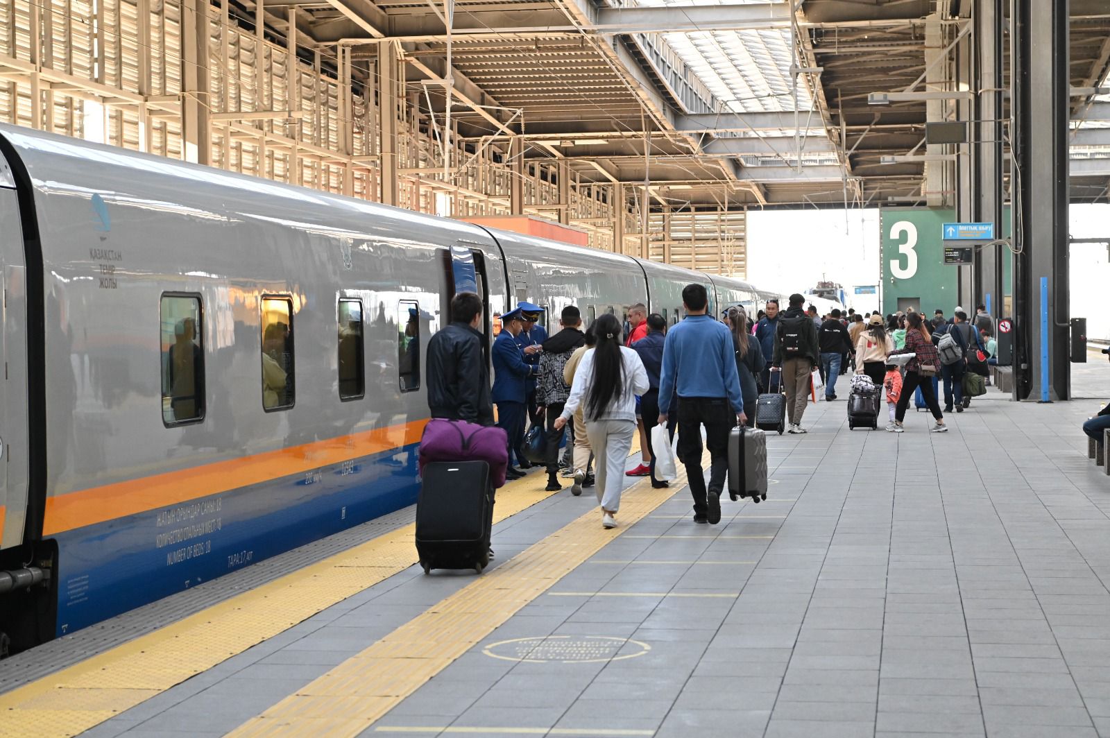 Свыше 11 млн пассажиров воспользовались поездами Нацперевозчика за 10 месяцев