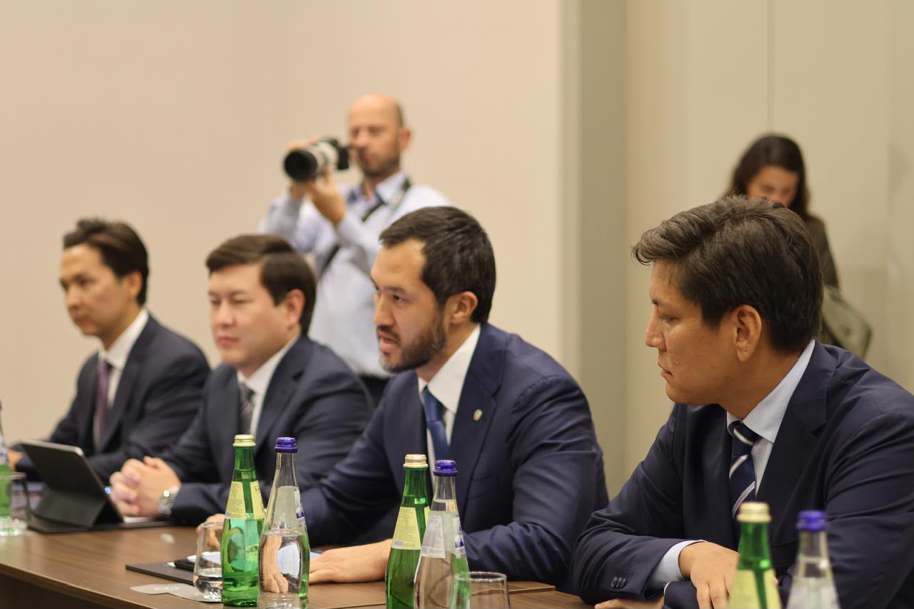 ҚТЖ және Грузиядан келген серіктестер ТХКБ мен логистикалық инфрақұрылымды дамытуды талқылады
