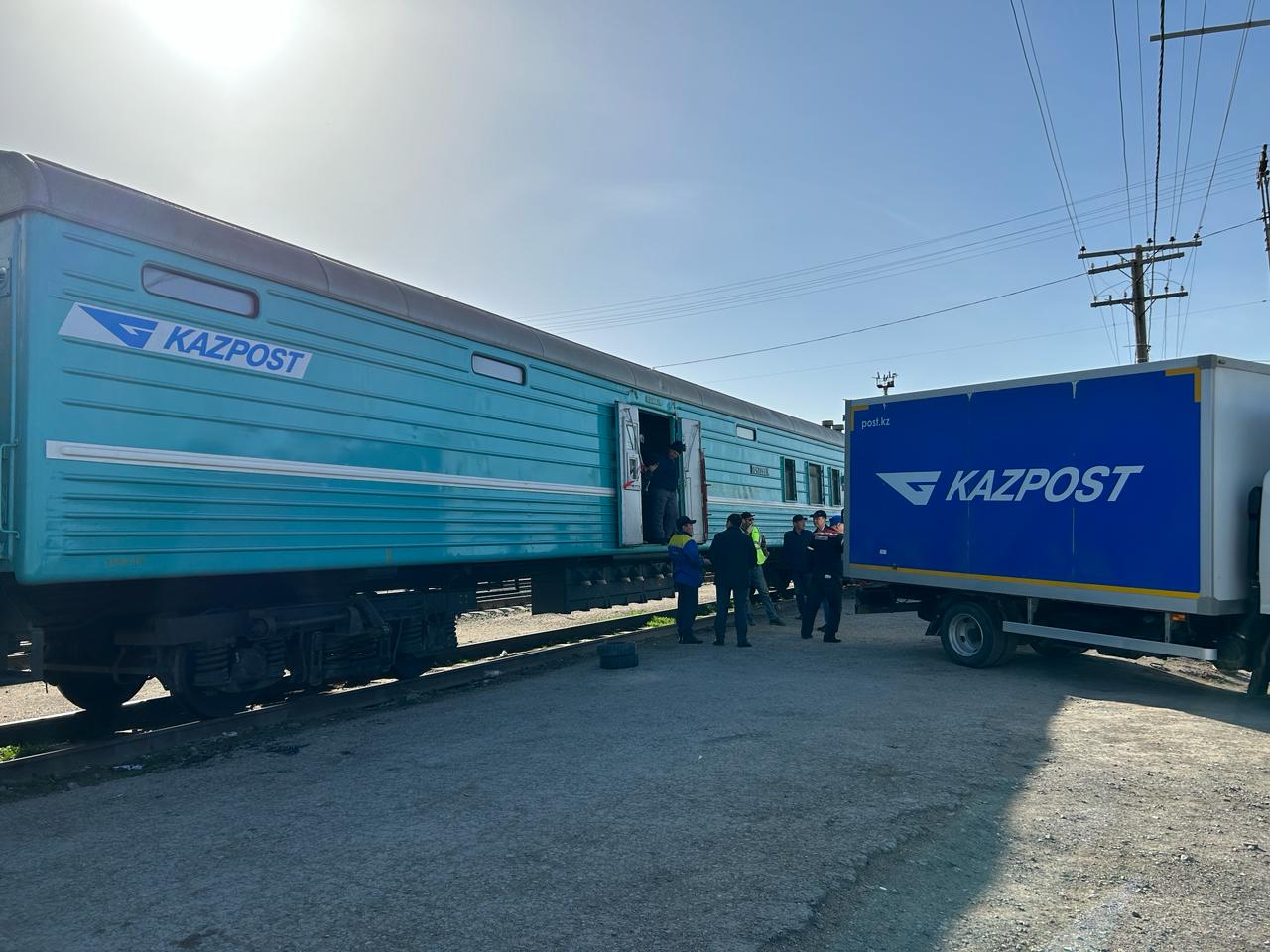 Почти вдвое сократились сроки доставки посылок по железной дороге из Алматы в Мангистаускую область
